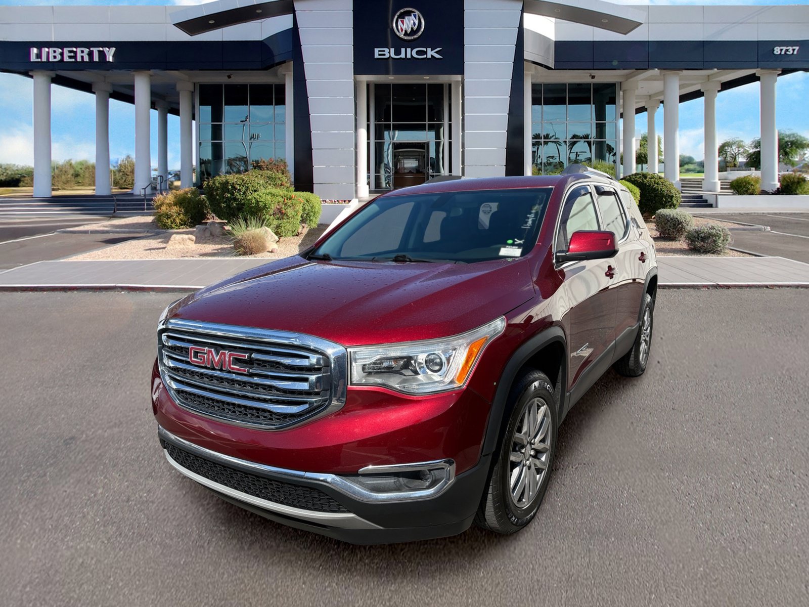 Used 2018 GMC Acadia SLE FWD image 4