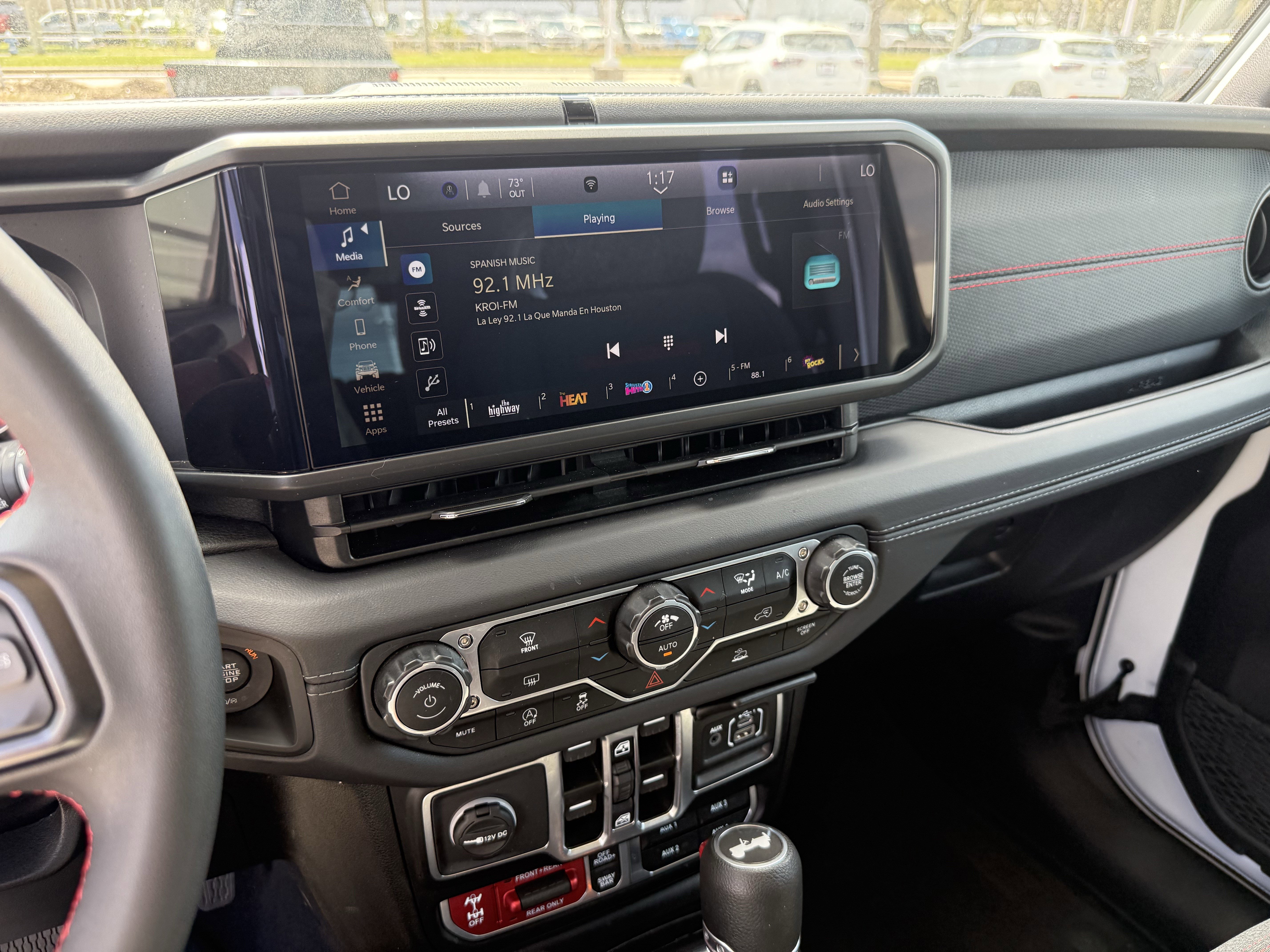 Used 2025 Jeep Wrangler Unlimited Rubicon image 19