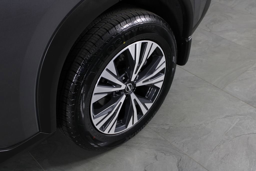 Certified 2023 Nissan Rogue SV image 14