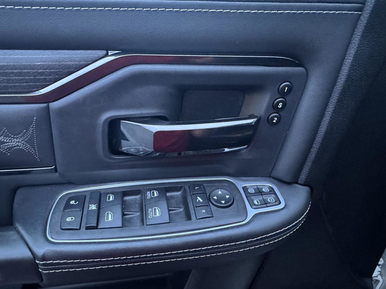 Certified 2024 RAM 3500 Limited image 28