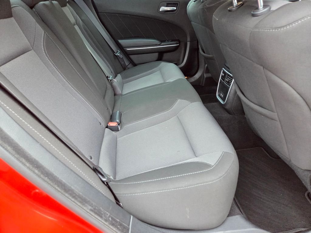 Used 2022 Dodge Charger SXT RWD image 18