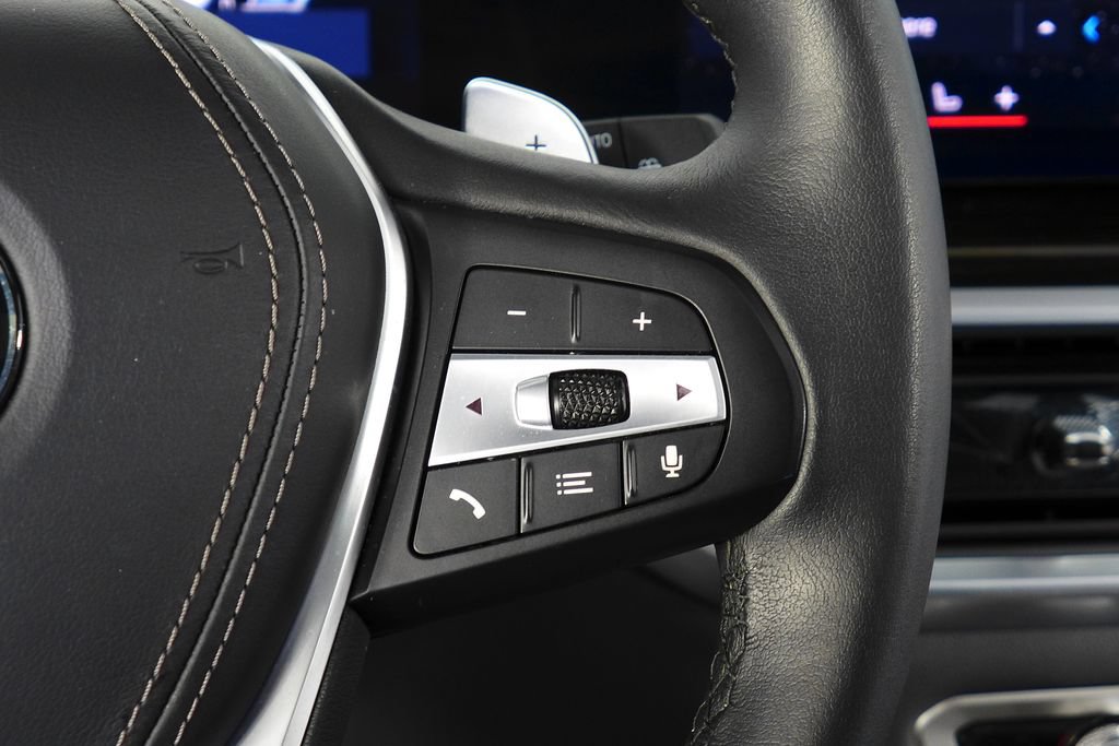 Used 2024 BMW X5 sDrive40i w/ Parking Assistance Package RWD image 29