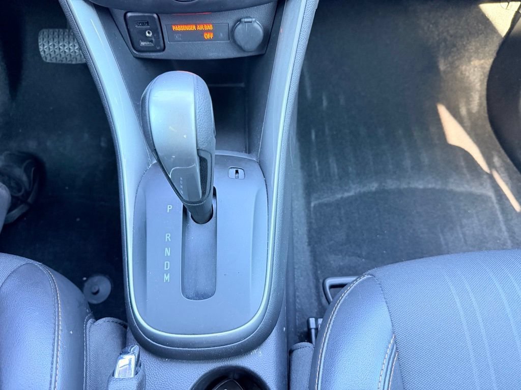 Used 2018 Chevrolet Trax LT w/ LT Convenience Package FWD image 26