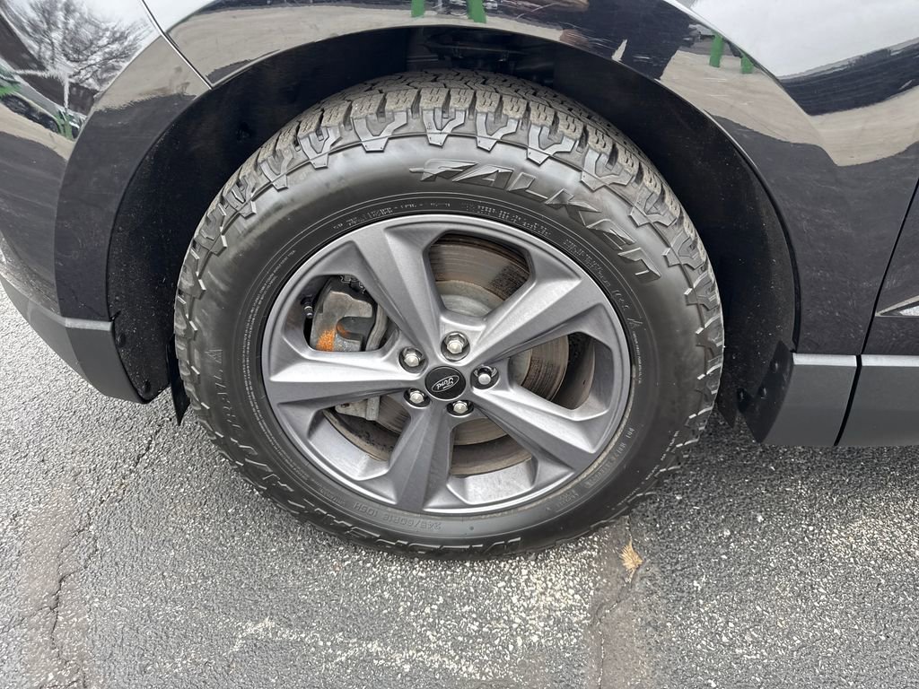 Used 2024 Ford Edge SEL w/ Sport Appearance Package image 22