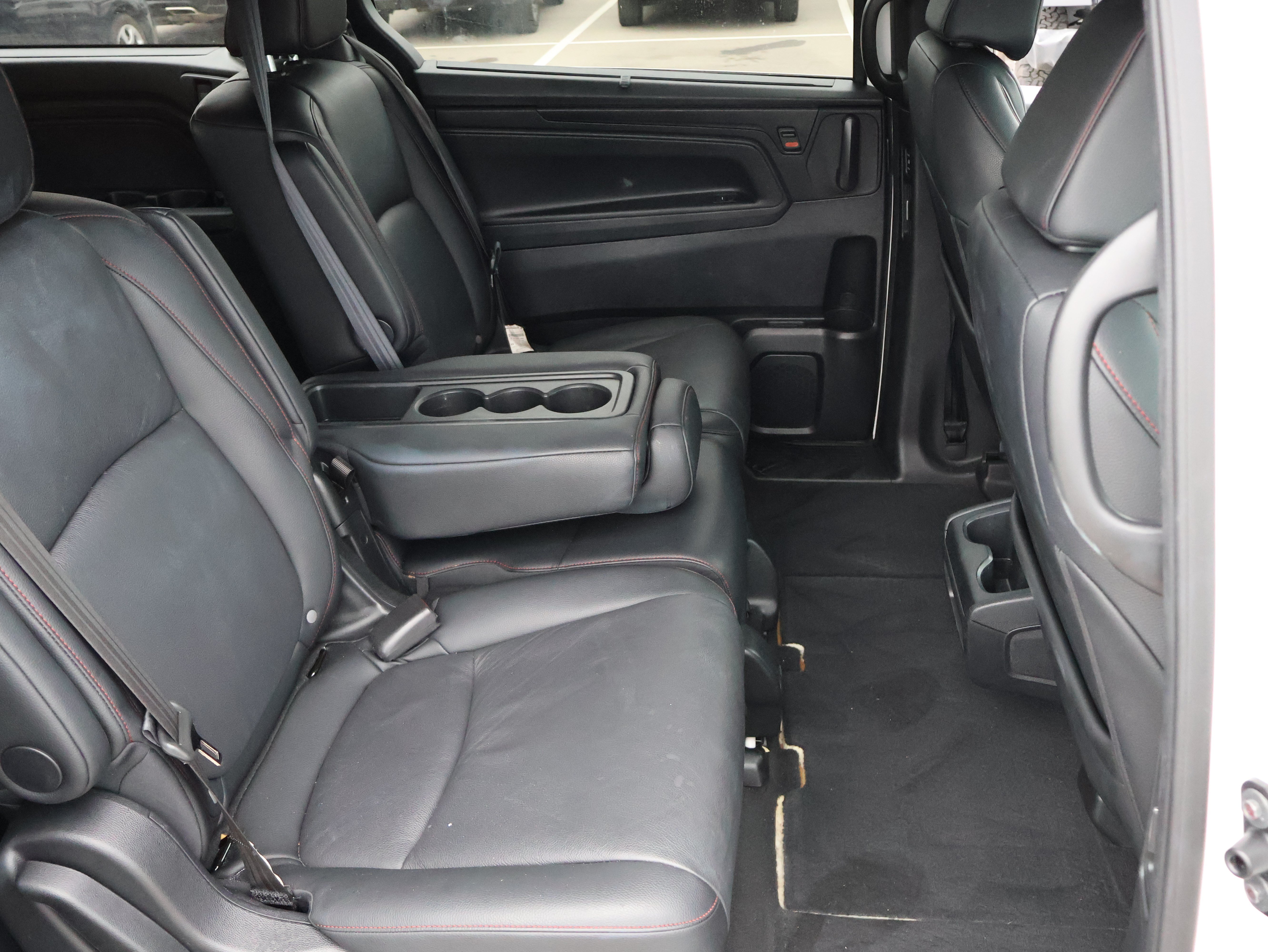 Used 2025 Honda Odyssey Sport-L image 13