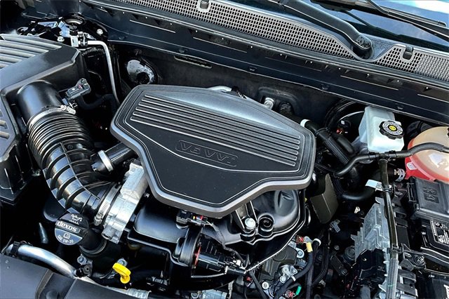 Used 2019 Chevrolet Blazer LT image 35