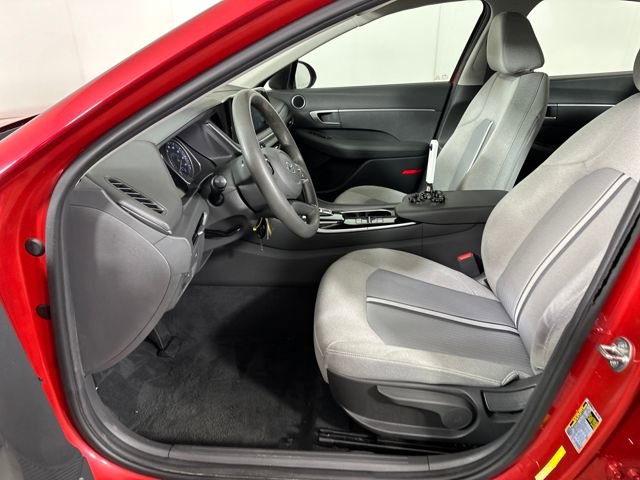 Used 2022 Hyundai Sonata SE image 11
