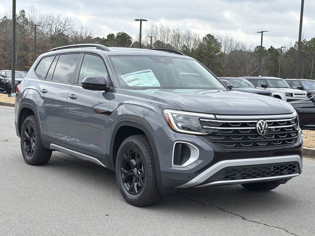 New 2026 Volkswagen Atlas Peak Edition image 7