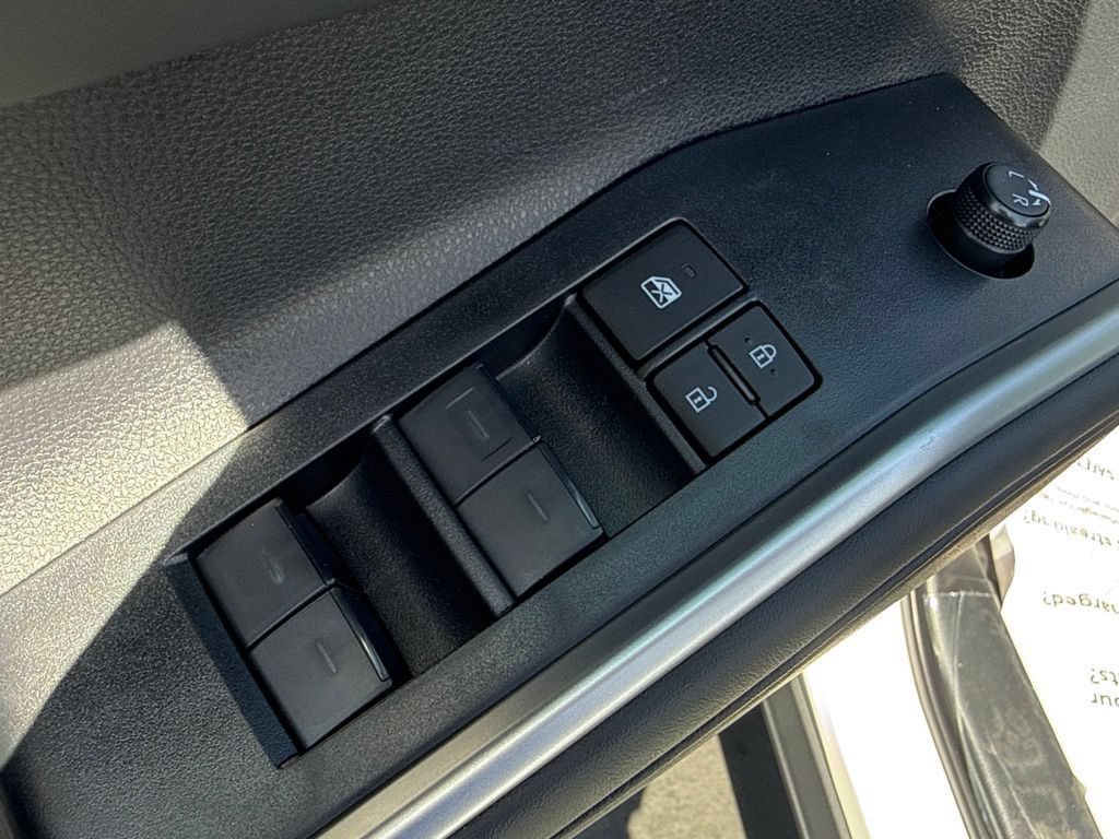 New 2026 Toyota Highlander XLE AWD/4WD image 17