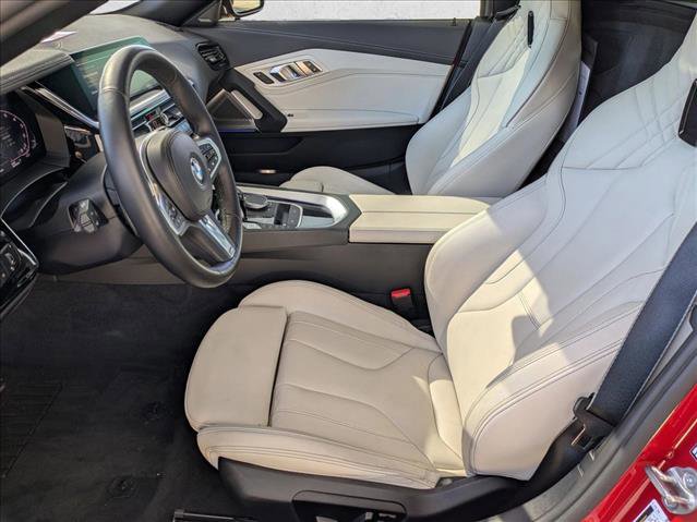Used 2022 BMW Z4 M40i w/ Premium Package image 18