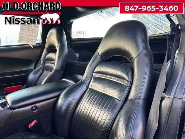 Used 1997 Chevrolet Corvette Coupe w/ Performance Handling Pkg image 12