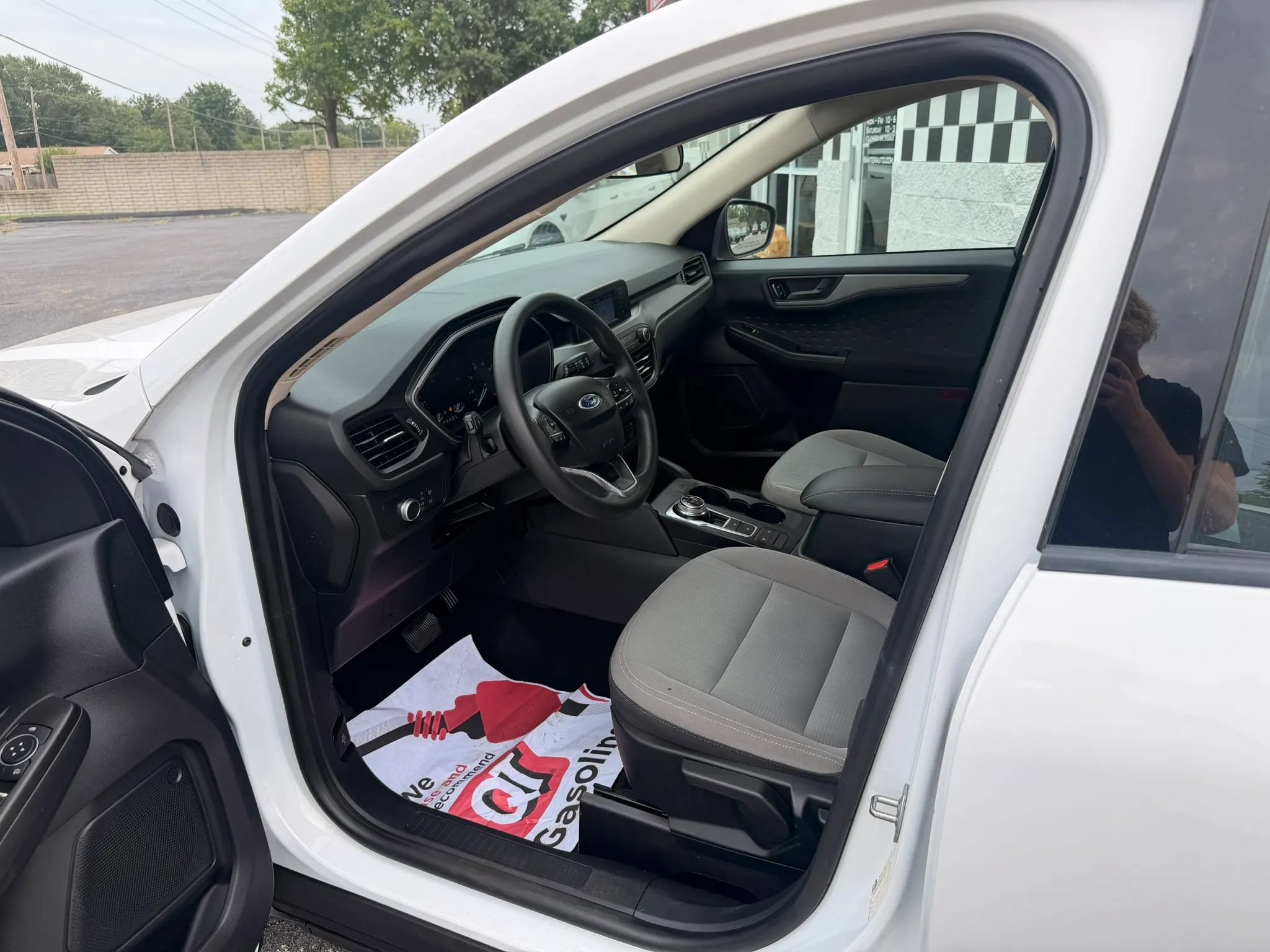 Used 2020 Ford Escape S FWD image 11