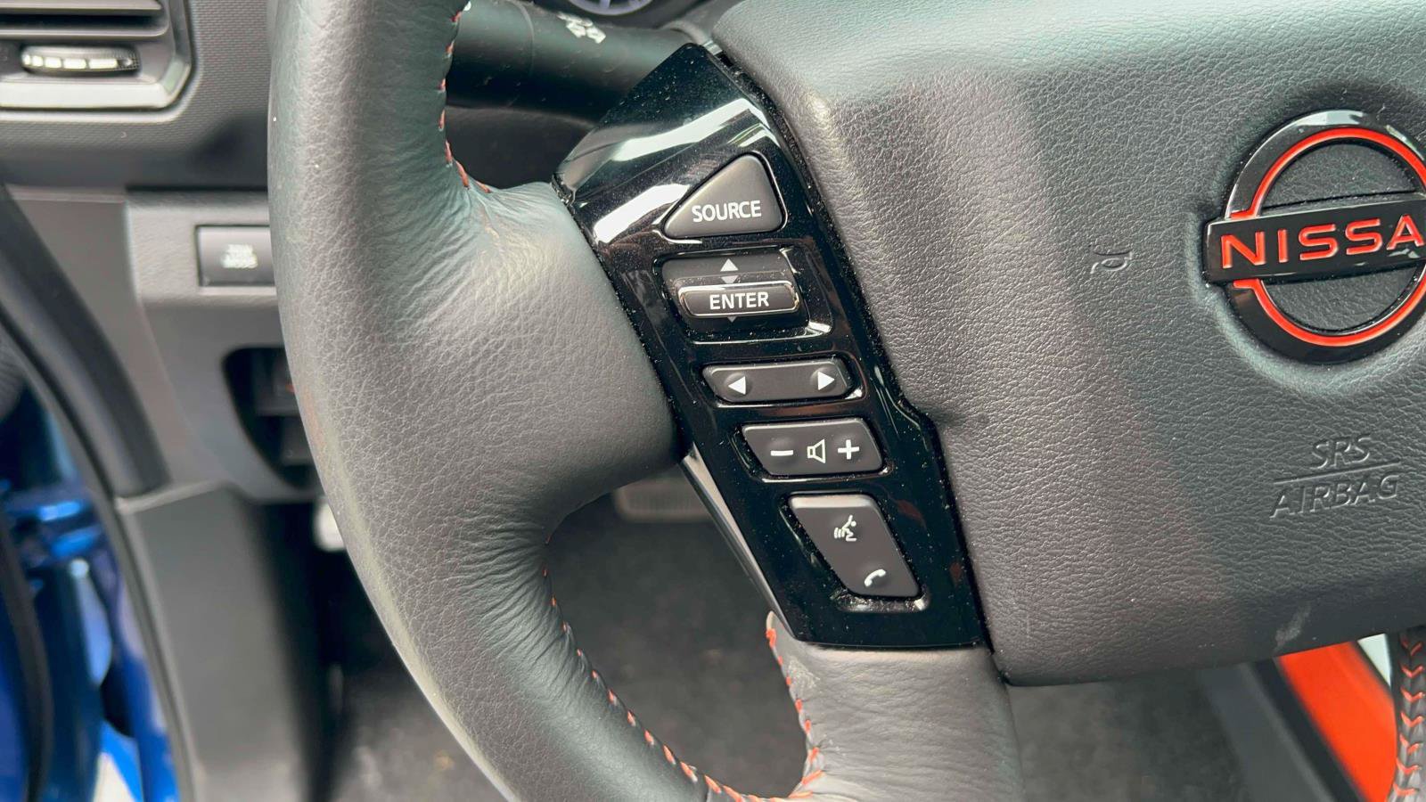 Used 2024 Nissan Frontier PRO-4X w/ Pro Convenience Package AWD/4WD image 21