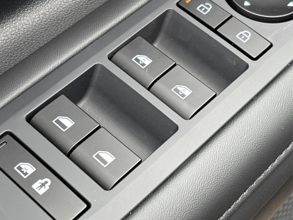 Used 2026 Hyundai Santa Fe SEL image 32