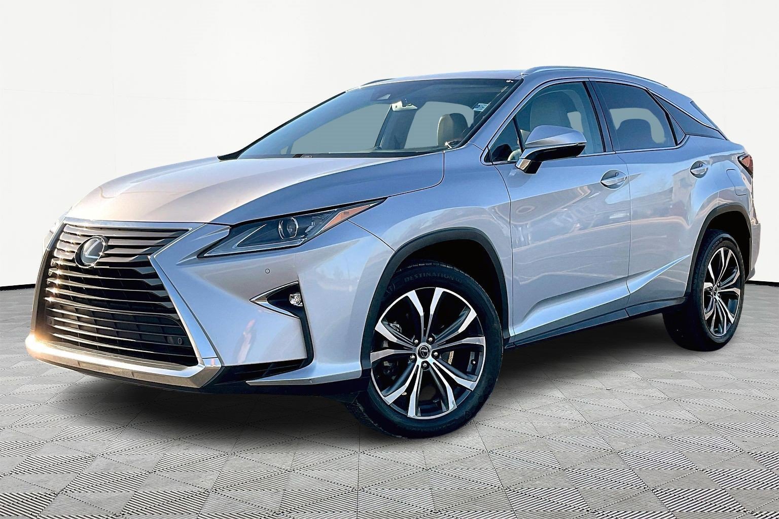 Used 2019 Lexus RX 350 FWD image 2