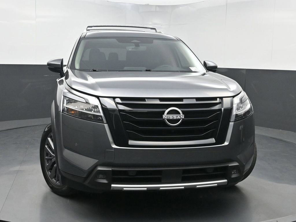 Used 2024 Nissan Pathfinder SL w/ SL Premium Package FWD image 43