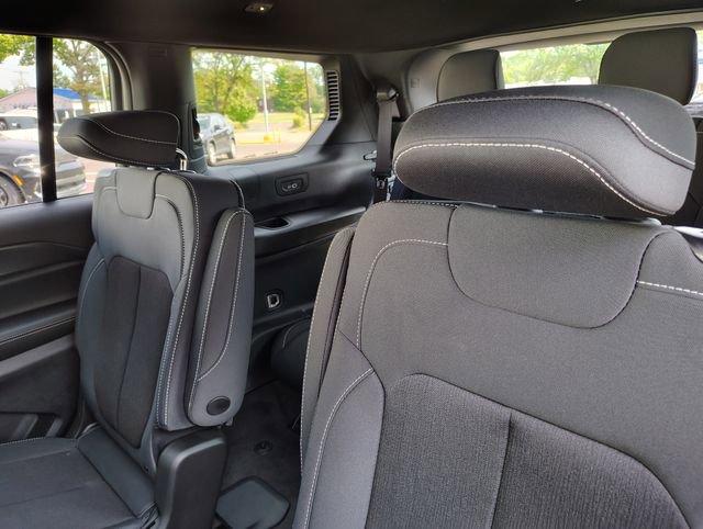 New 2025 Jeep Grand Cherokee L Laredo w/ Luxury Tech Group I image 5