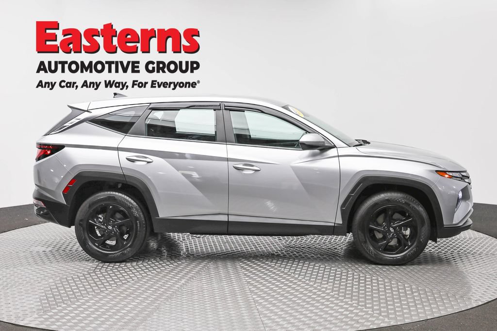 Used 2024 Hyundai Tucson SE AWD/4WD image 4