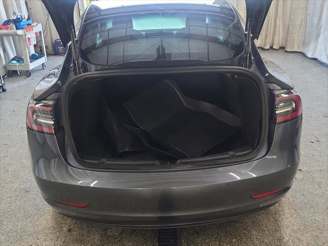 Used 2019 Tesla Model 3 Long Range AWD/4WD image 17