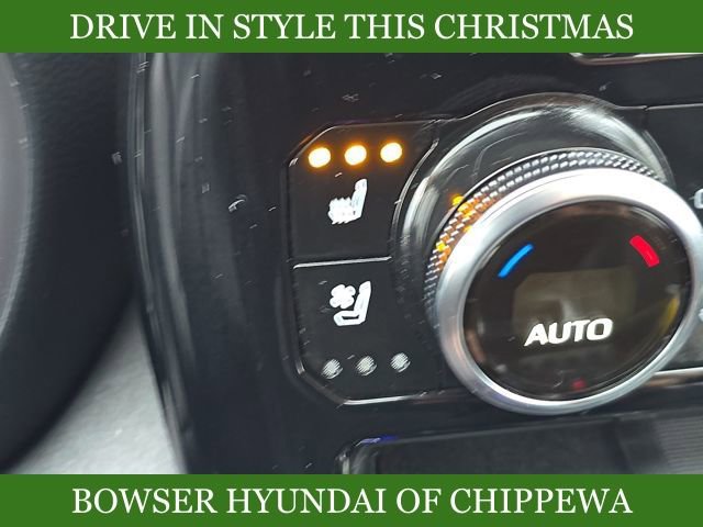 Used 2020 Toyota Highlander Limited image 19