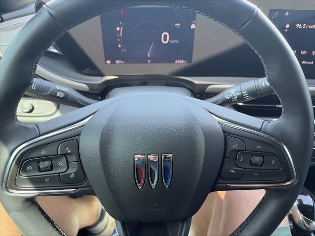 Used 2025 Buick Envista Avenir image 21