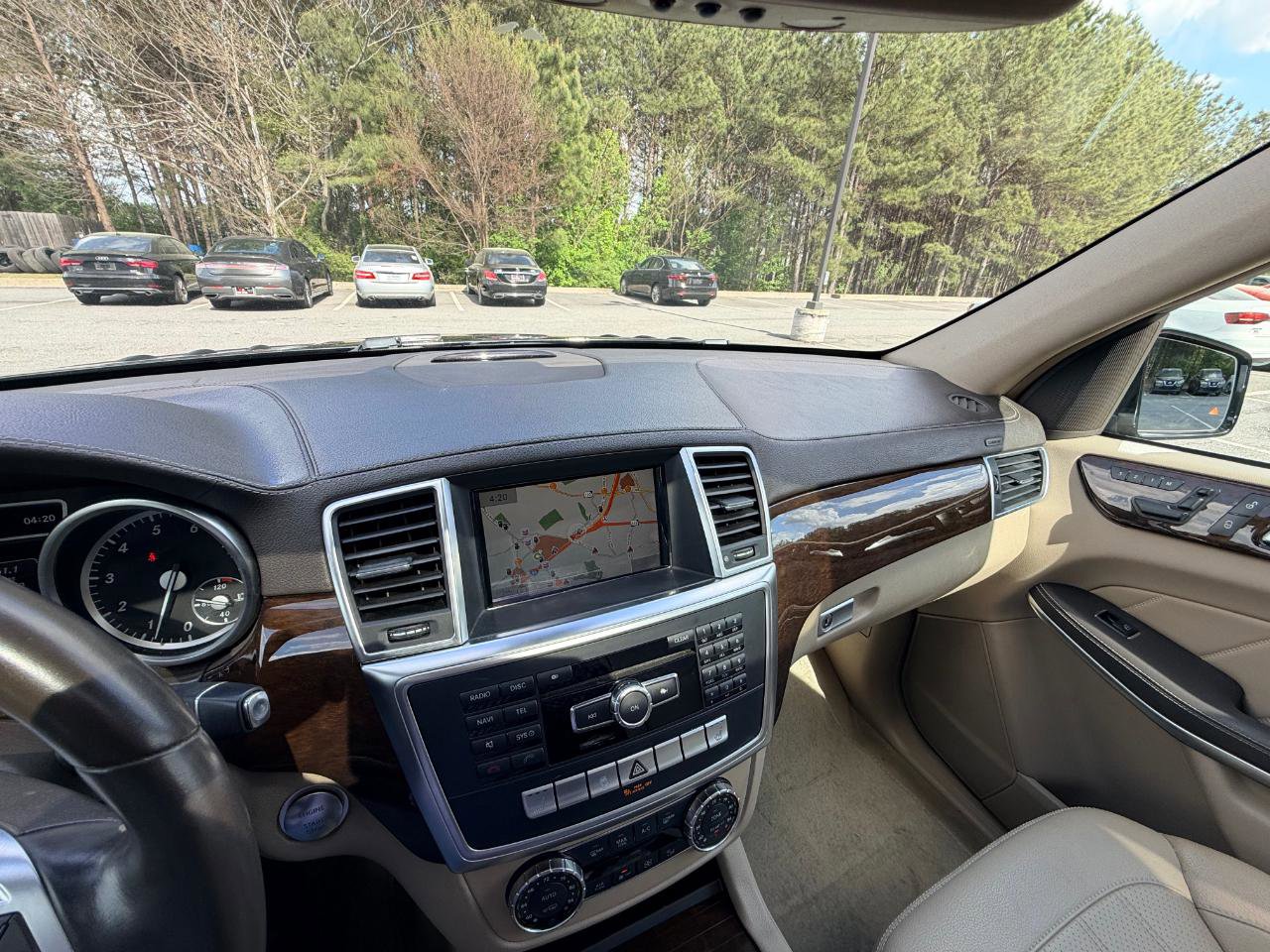 Used 2013 Mercedes-Benz GL 450 4MATIC image 28