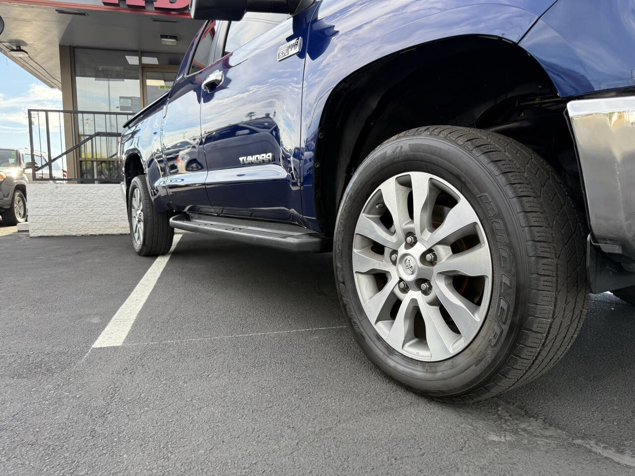 Used 2015 Toyota Tundra Limited image 26