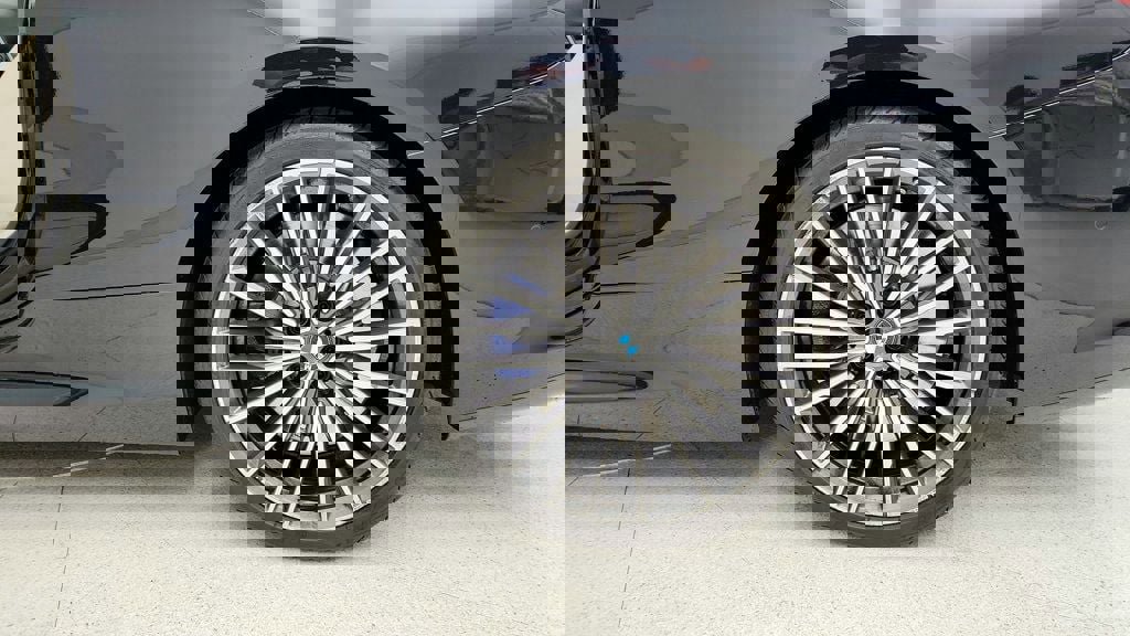 Used 2022 BMW M850i xDrive Convertible image 9