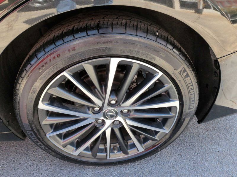 Used 2023 Lexus ES 350 w/ Premium Package FWD image 7