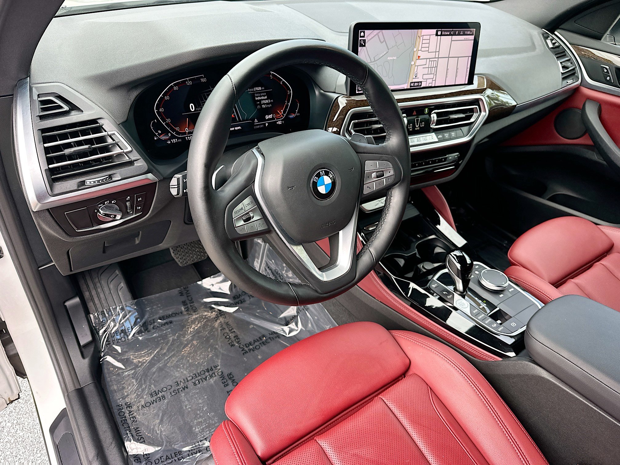 Used 2023 BMW X4 xDrive30i AWD/4WD image 9