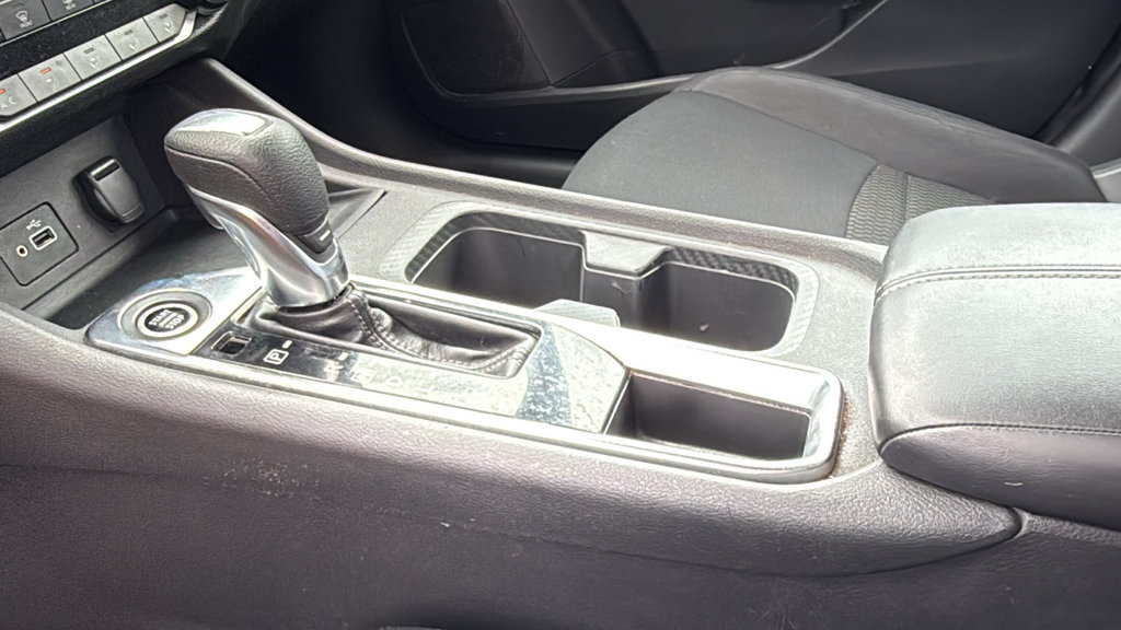 Used 2020 Nissan Sentra S FWD image 38