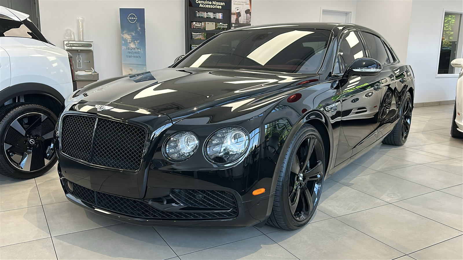 Used 2018 Bentley Flying Spur S W12 AWD/4WD image 1