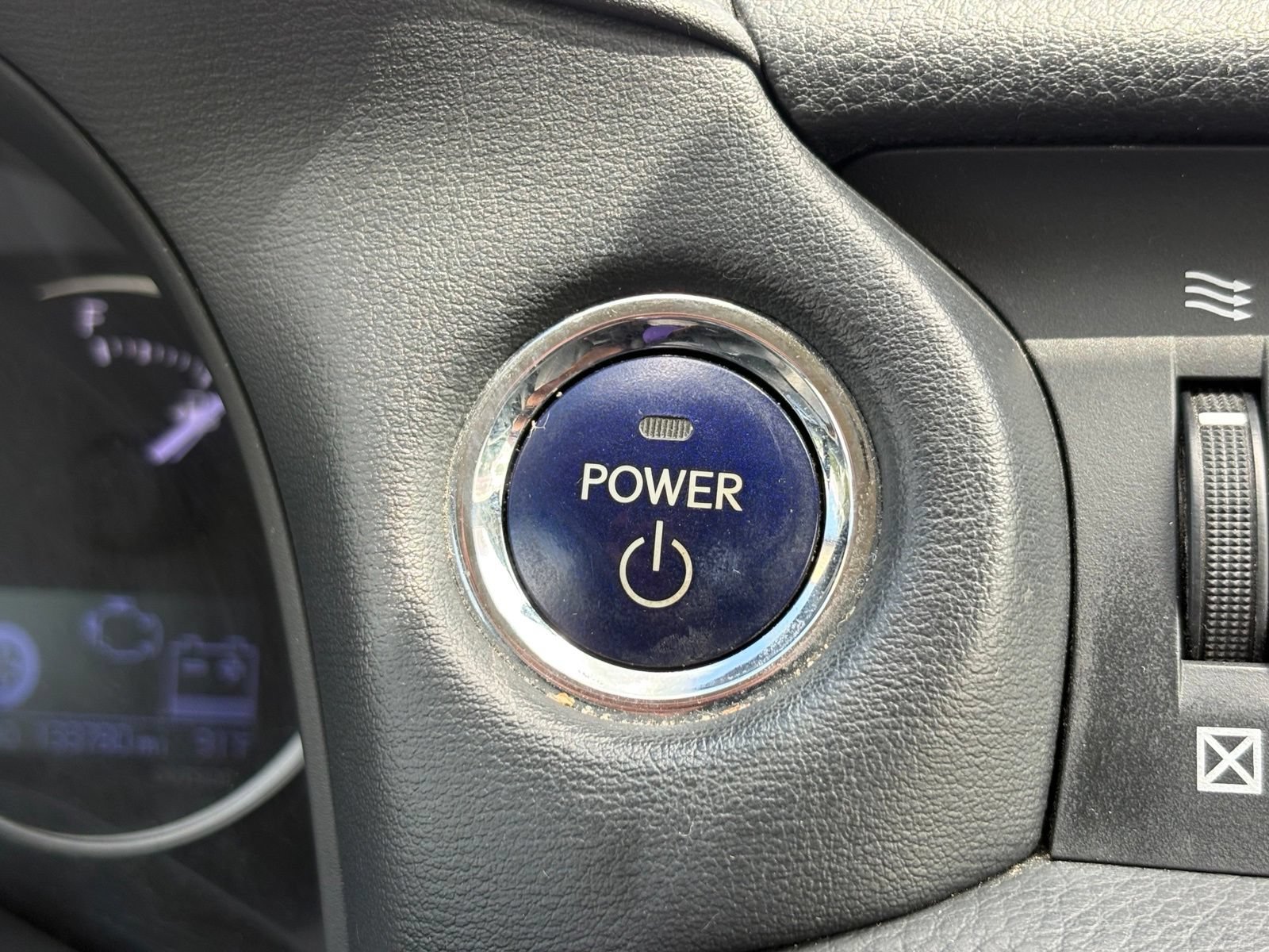 Used 2014 Lexus CT 200h FWD image 18