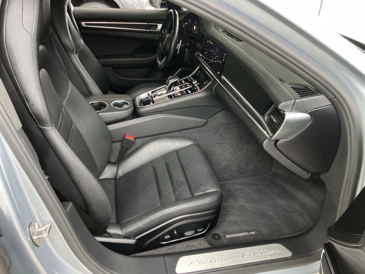 Used 2023 Porsche Panamera Platinum Edition w/ Sportdesign Package image 39