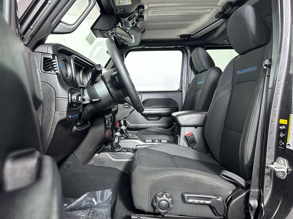 Used 2024 Jeep Wrangler Unlimited Rubicon 4xe image 5