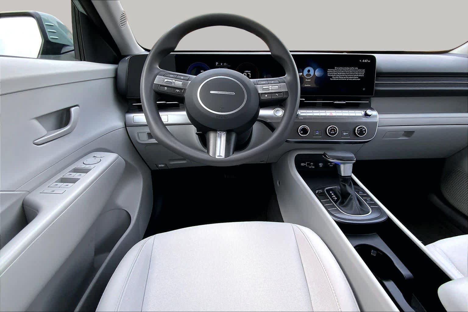 Used 2026 Hyundai Kona SE FWD image 6