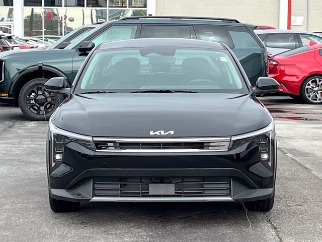 Certified 2025 Kia K4 EX FWD image 15