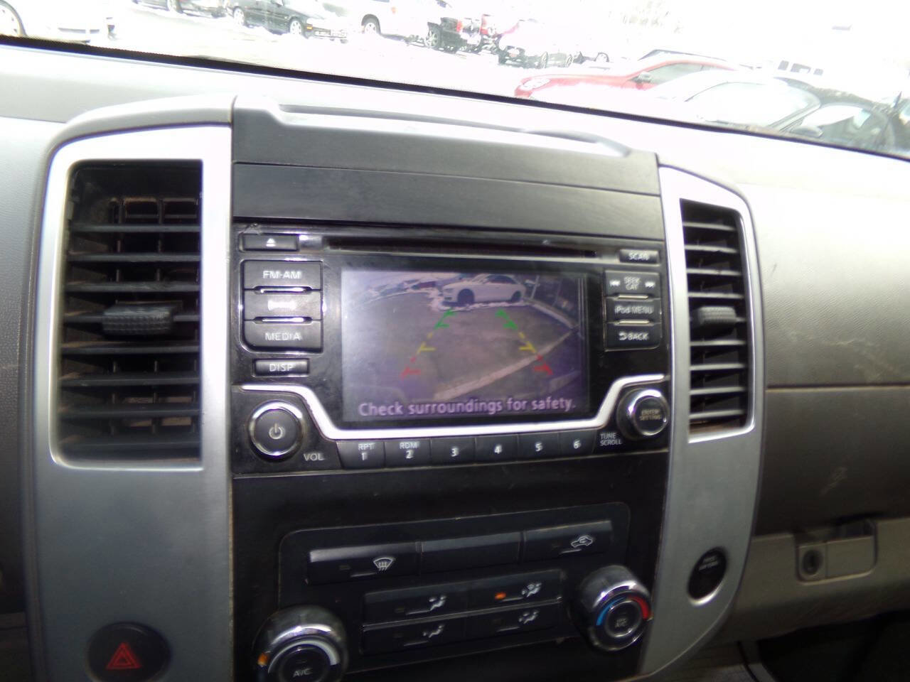 Used 2018 Nissan Frontier SV image 59