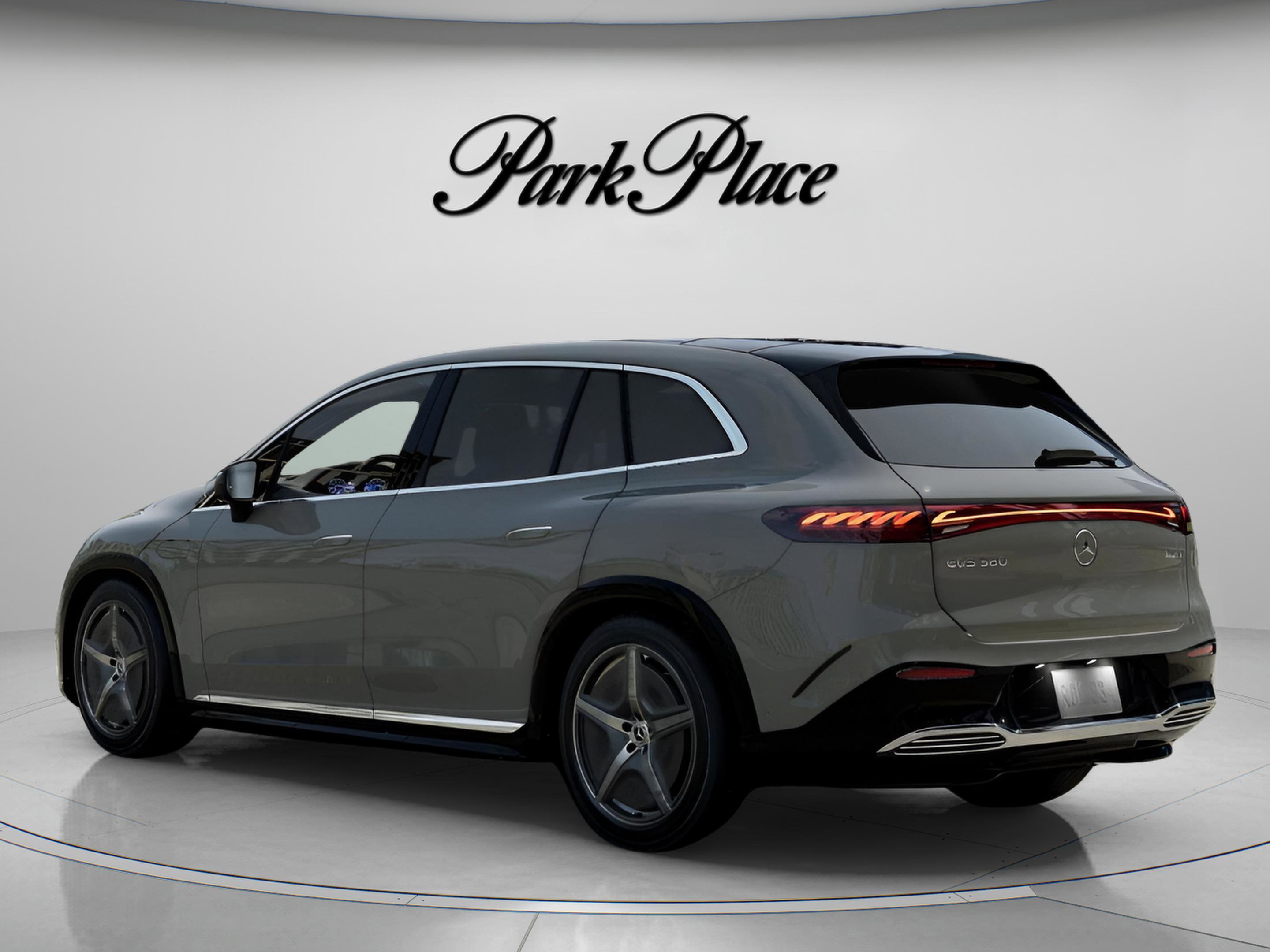 Certified 2023 Mercedes-Benz EQS 580 4MATIC SUV image 13