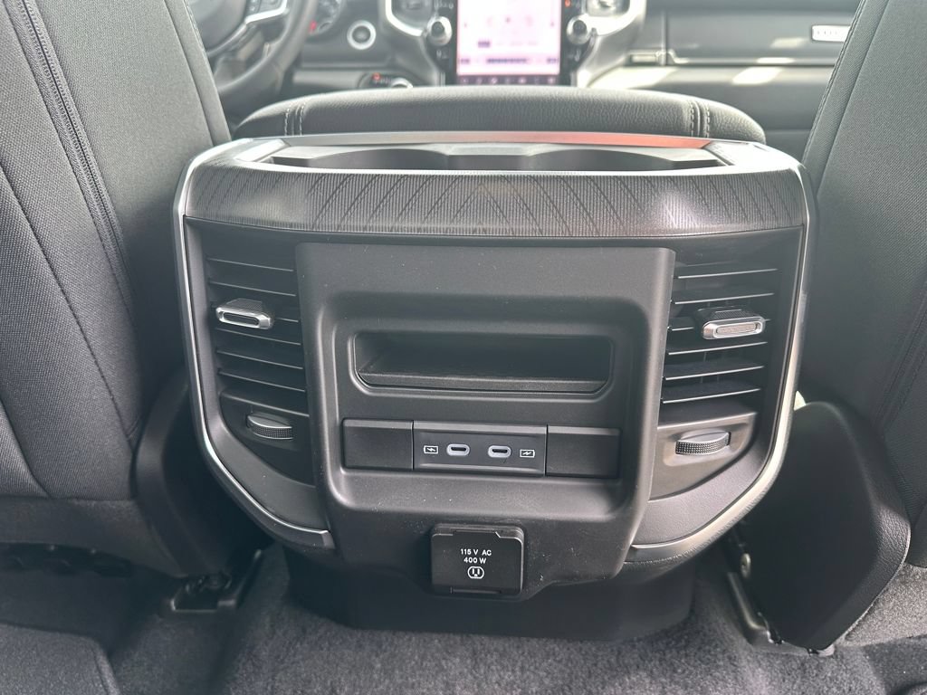 New 2026 RAM 1500 Big Horn AWD/4WD image 17