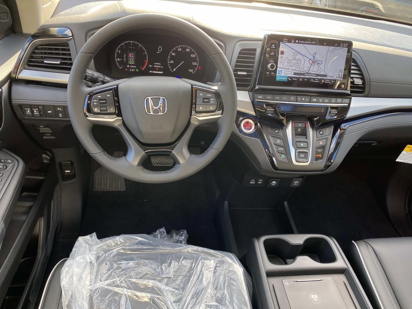 New 2026 Honda Odyssey Touring image 11