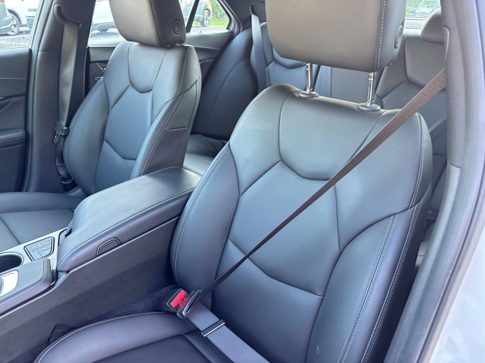 Used 2026 Cadillac CT4 Luxury RWD image 36
