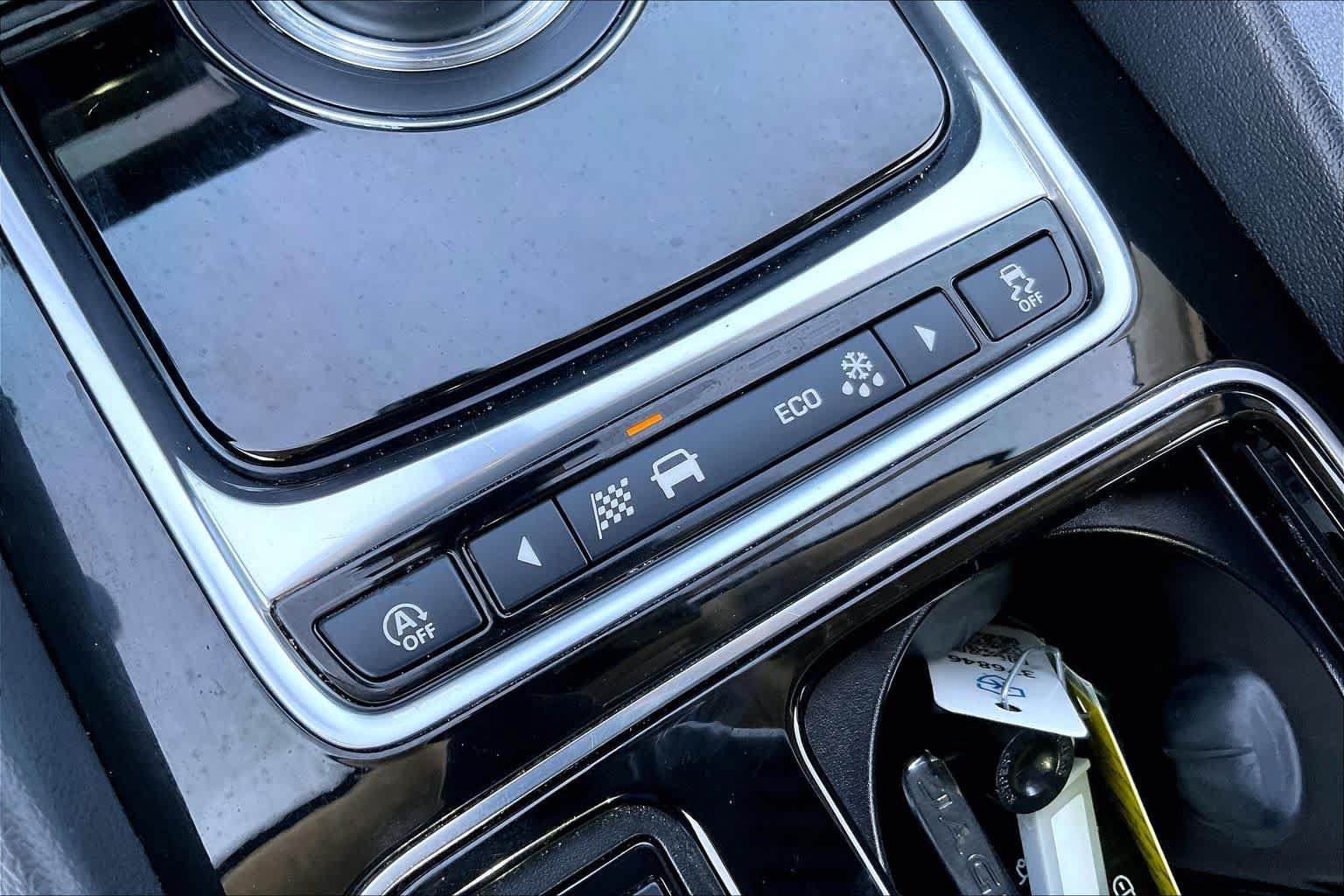 Used 2019 Jaguar F-PACE R-Sport AWD/4WD image 31