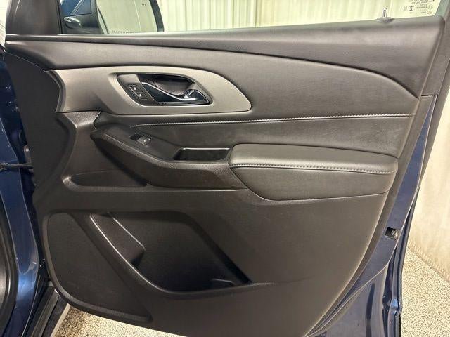 Used 2023 Chevrolet Traverse LT FWD image 22