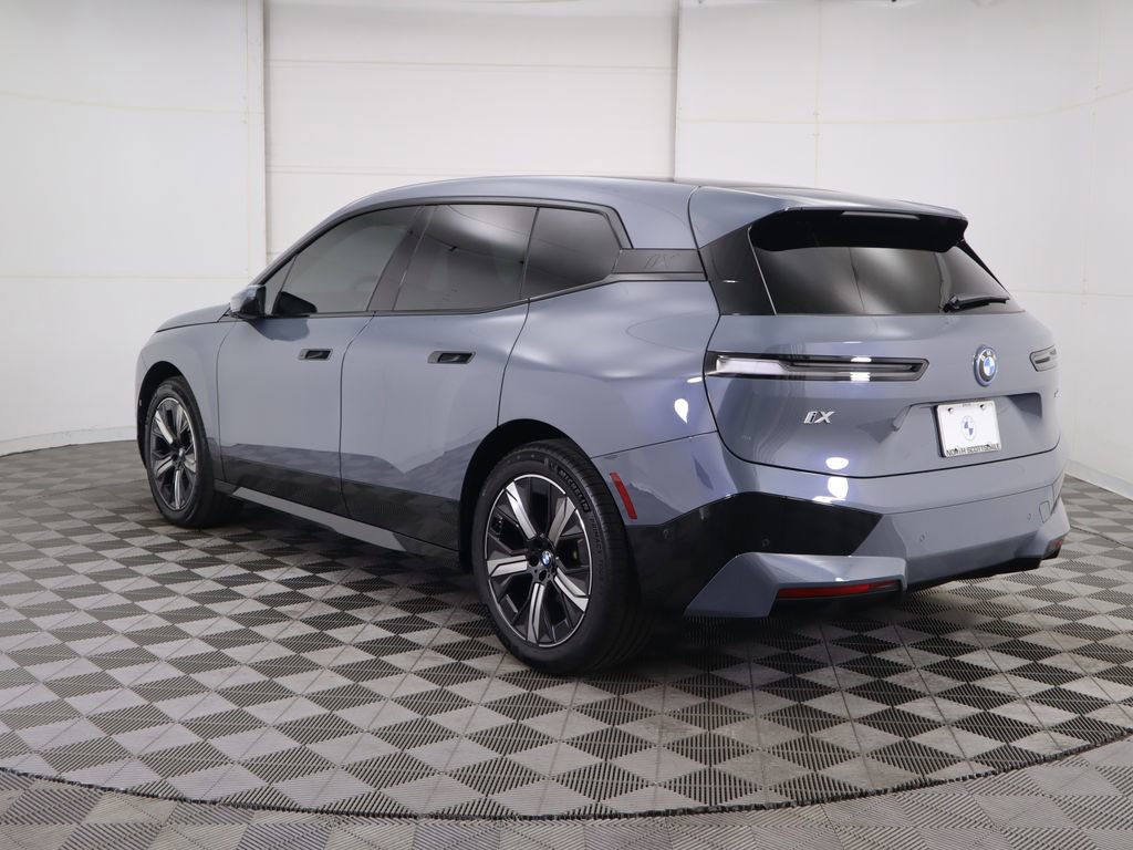 Certified 2025 BMW iX xDrive50 w/ Sport Package image 7