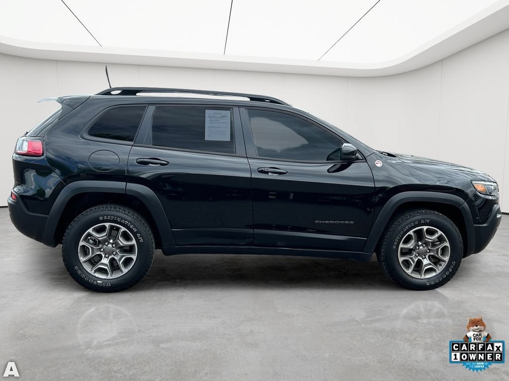 Used 2022 Jeep Cherokee Trailhawk AWD/4WD image 6