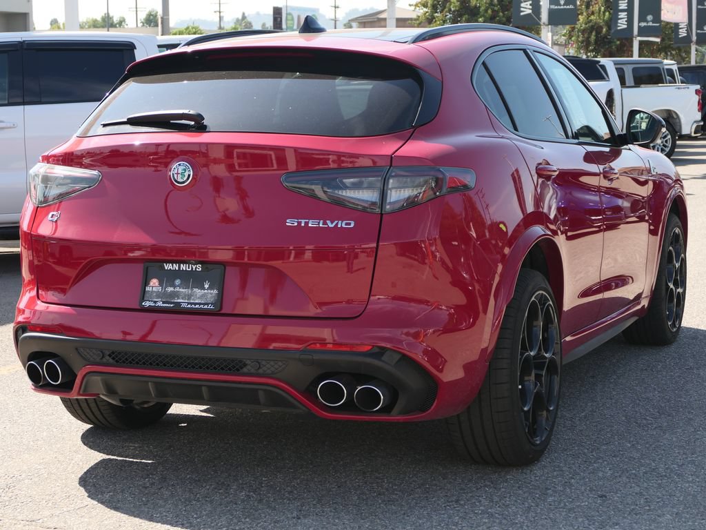 Used 2024 Alfa Romeo Stelvio Quadrifoglio w/ Active Assist Plus Package AWD/4WD image 3