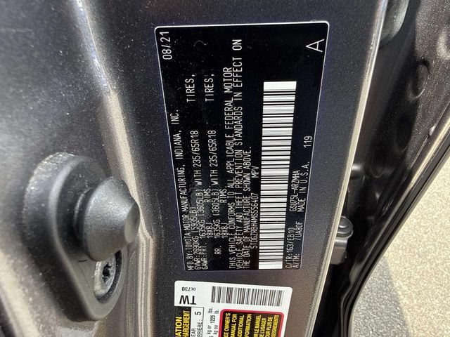 Used 2021 Toyota Highlander XLE AWD/4WD image 30