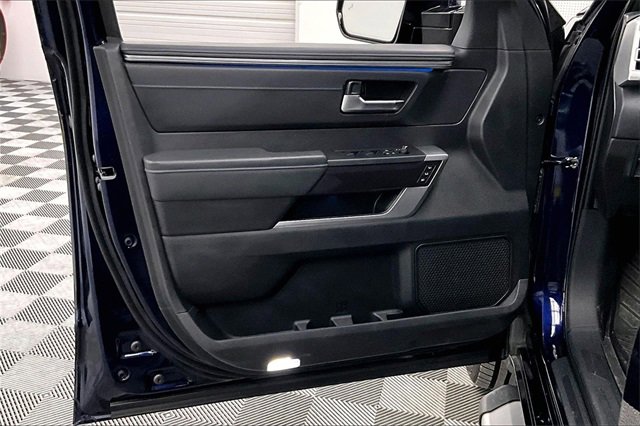 Used 2022 Toyota Tundra Platinum image 17