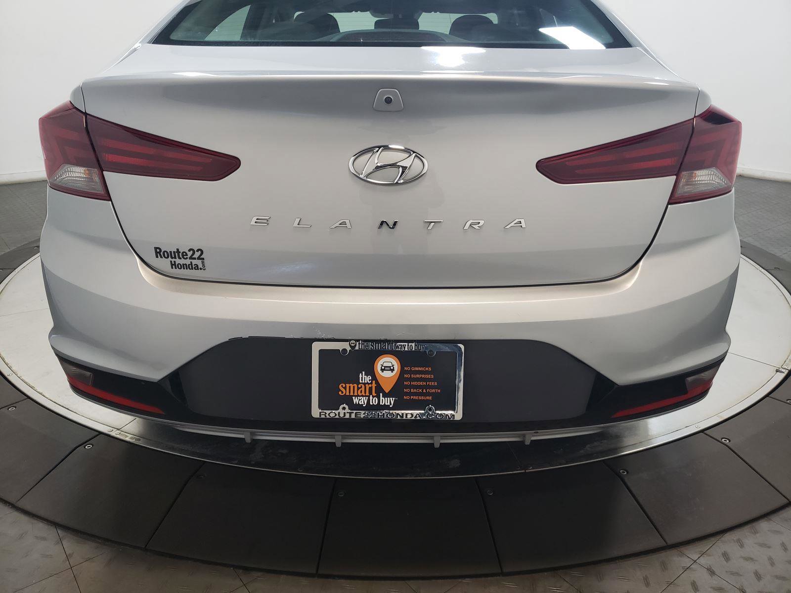 Used 2020 Hyundai Elantra SEL w/ Cargo Package (C1) image 12